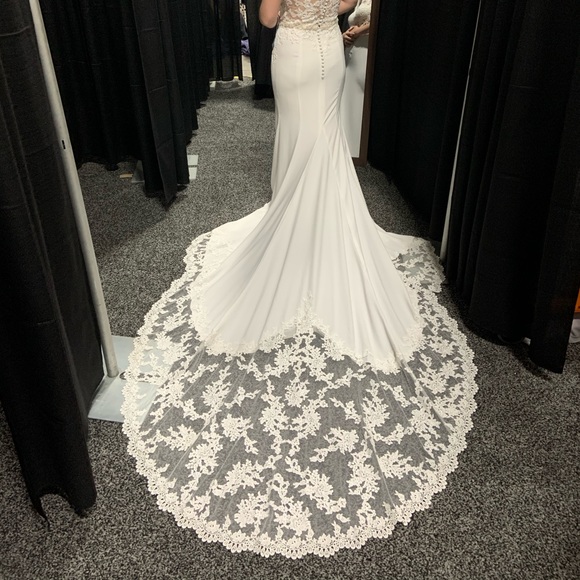 Bridalane Wedding Dress - Never Been Worn (size 6) - Picture 1 of 8